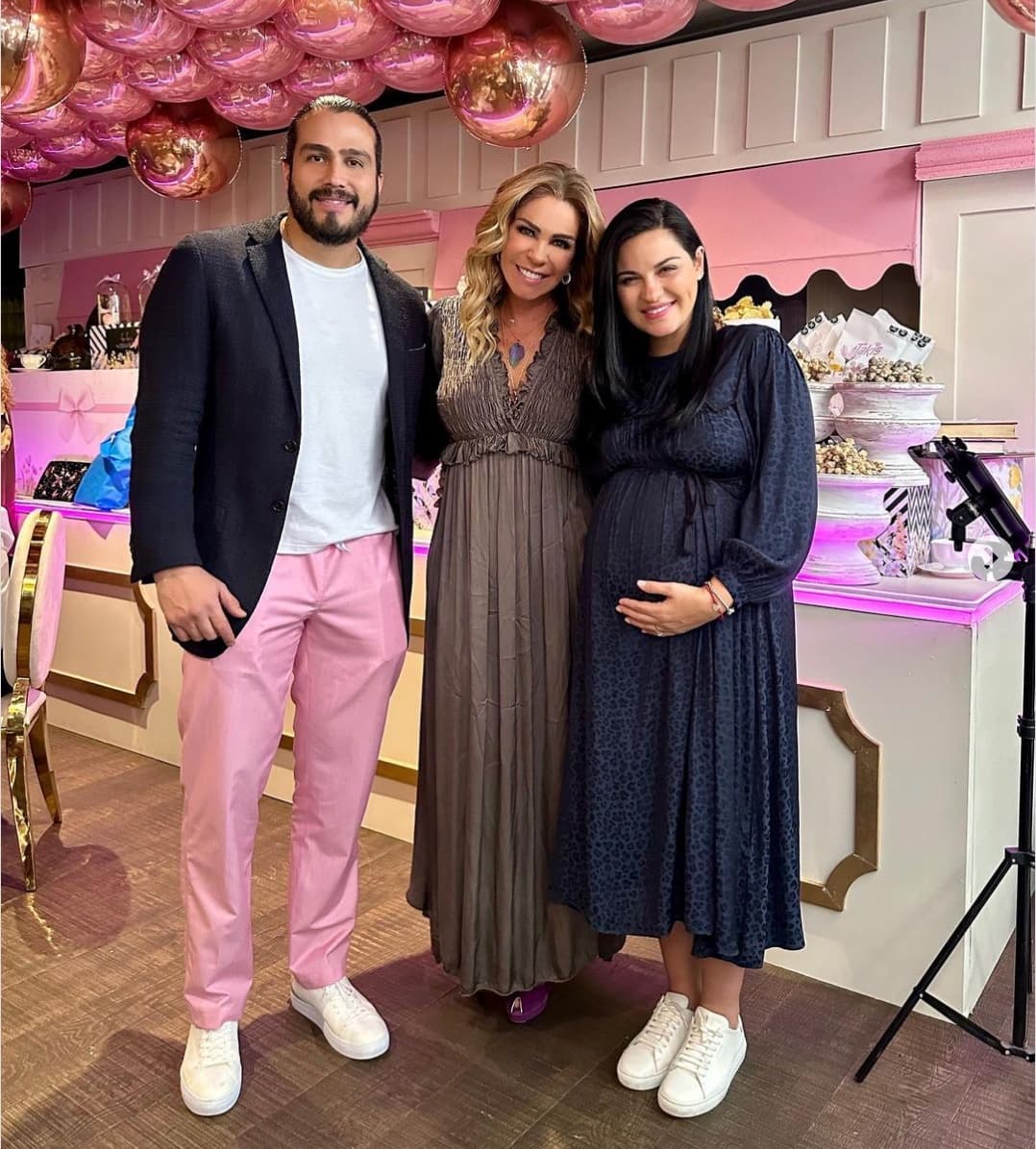 Varias famosas están celebrando su primer Día de las Madres este 2023
