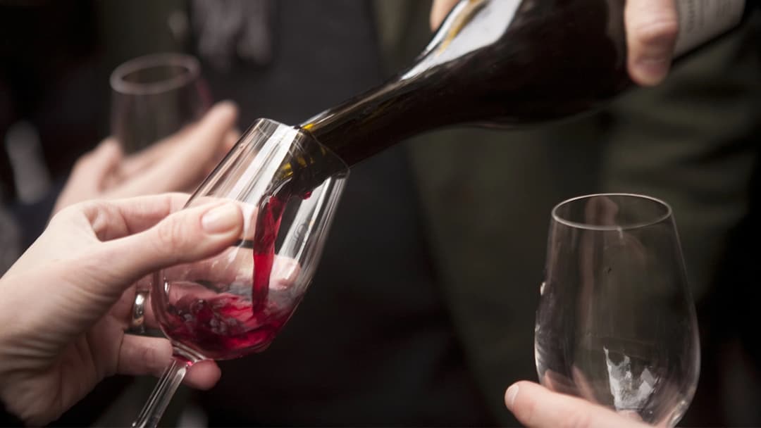 Guía práctica para comprar vinos para una fiesta, ¿cuál elegir? ¿cuánto comprar?
