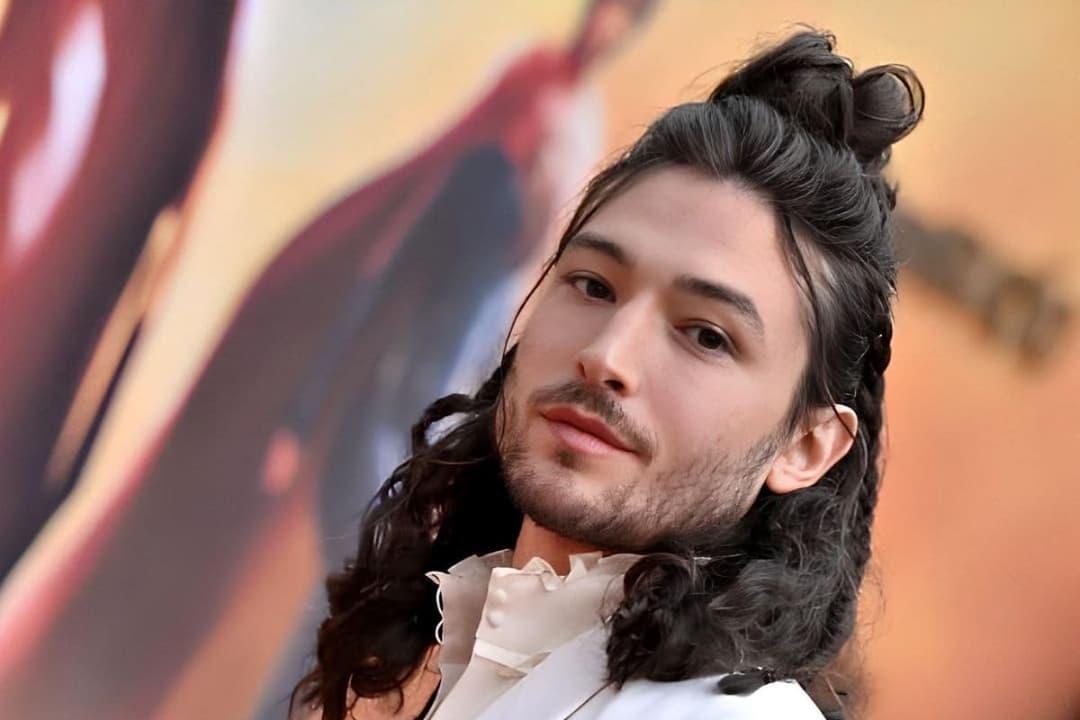 “The Flash”: Esto ganó Ezra Miller por la película