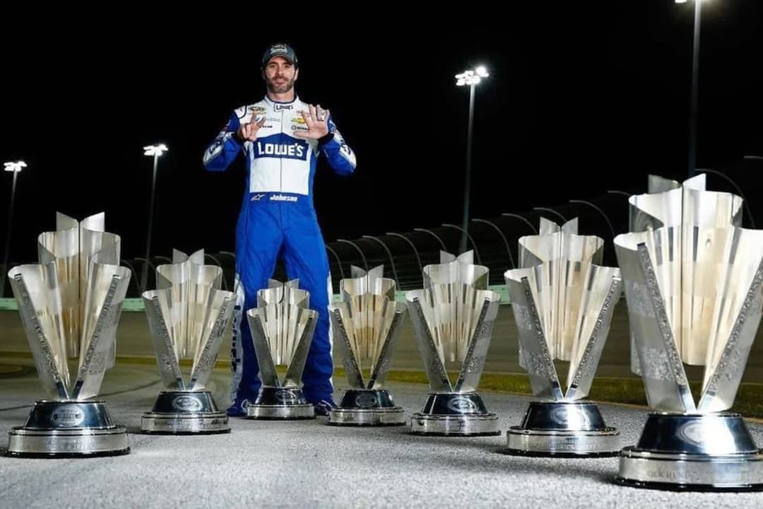 Jimmie Johnson: Conoce la fortuna y carrera de la estrella NASCAR