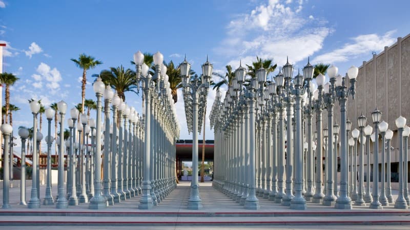 Descubre Dónde las Celebridades Se Relajan: Dos Oasis Urbanos en Los Ángeles